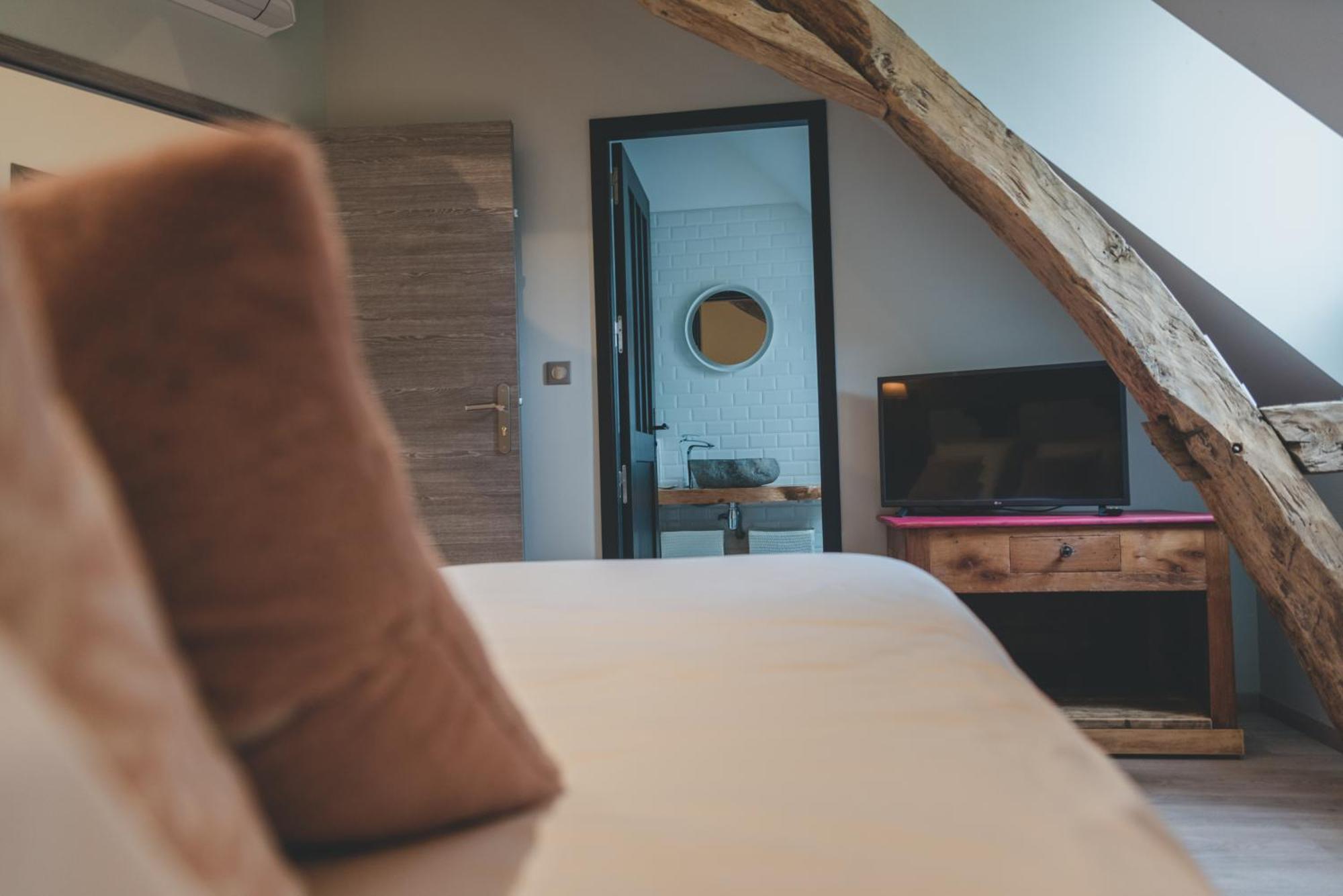 Gite Du Manoir Le Roc Couze-et-Saint-Front Екстериор снимка