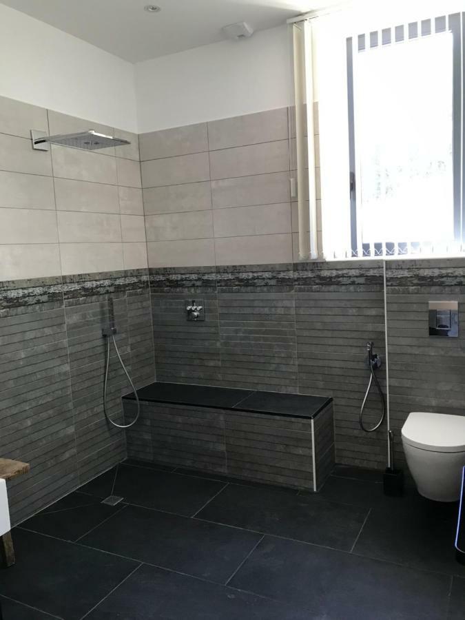 Gite Du Manoir Le Roc Couze-et-Saint-Front Екстериор снимка